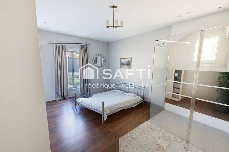 Maison - 180 m² - 4 pièces