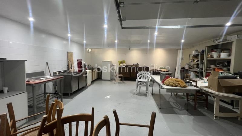 Maison - 196 m² - 6 pièces