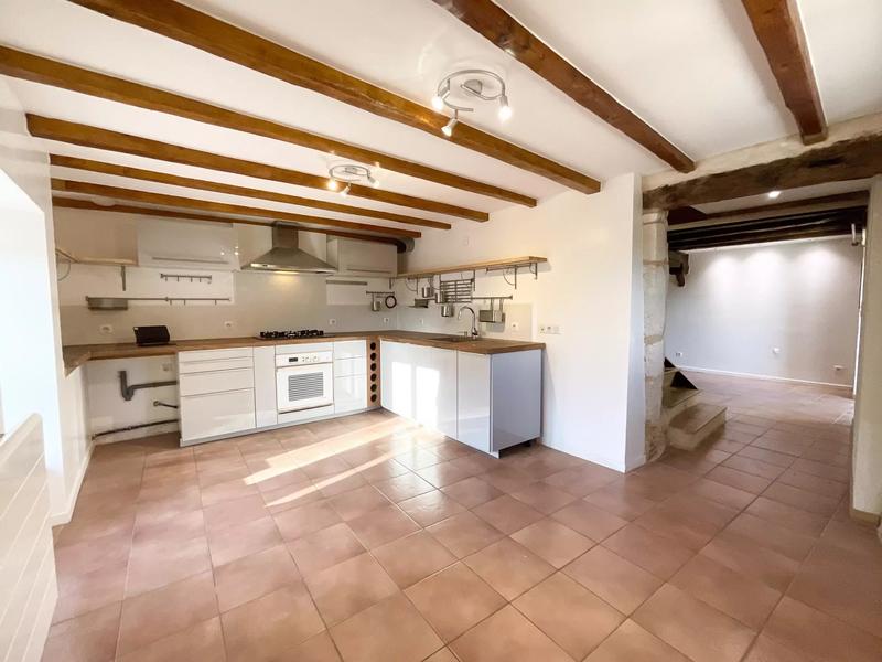 Appartement - 81 m² - 3 pièces