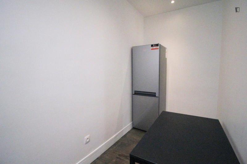 Chambre - 13 m² - 3 pièces