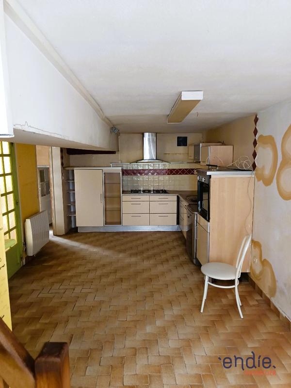 Maison - 93 m² - 6 pièces