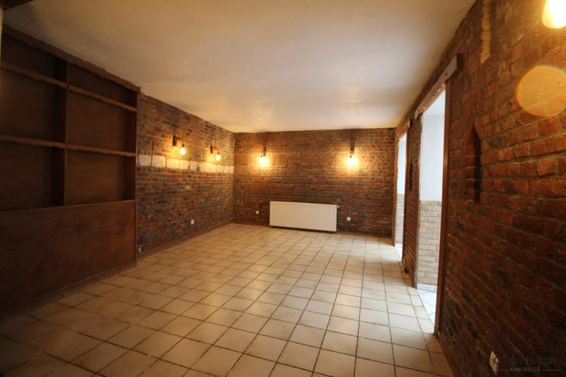 Maison ancienne - 350 m² - 10 pièces