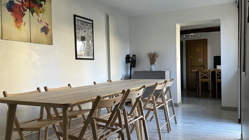 Maison - 185 m² - 8 pièces