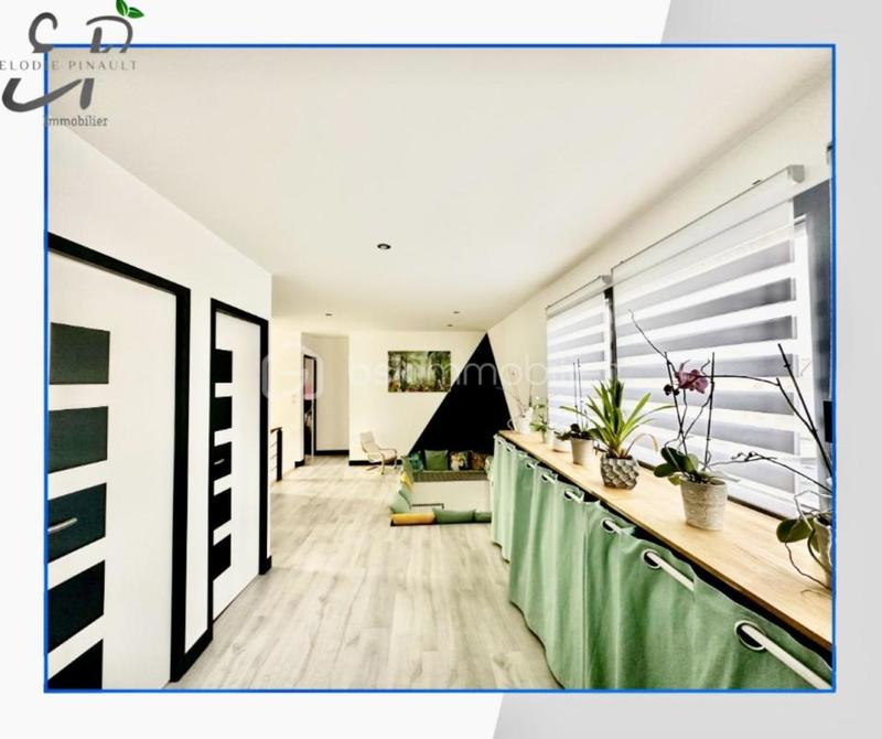 Maison - 182 m² - 7 pièces