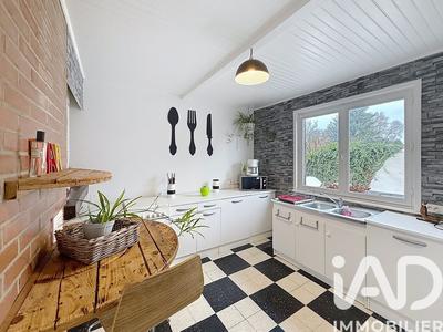 Maison - 85 m² - 4 pièces