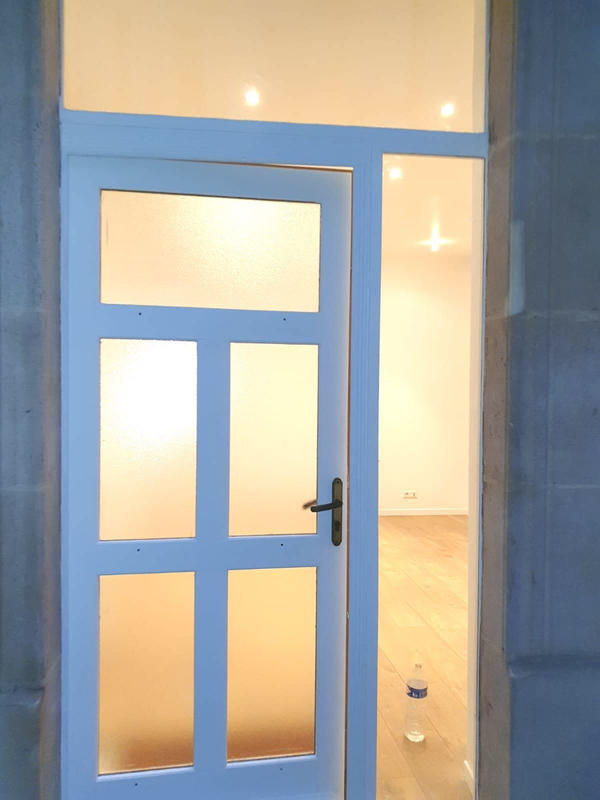 Local commercial - 22 m² - 1 pièce