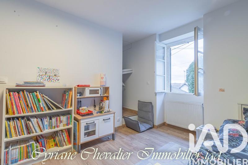 Maison - 144 m² - 8 pièces