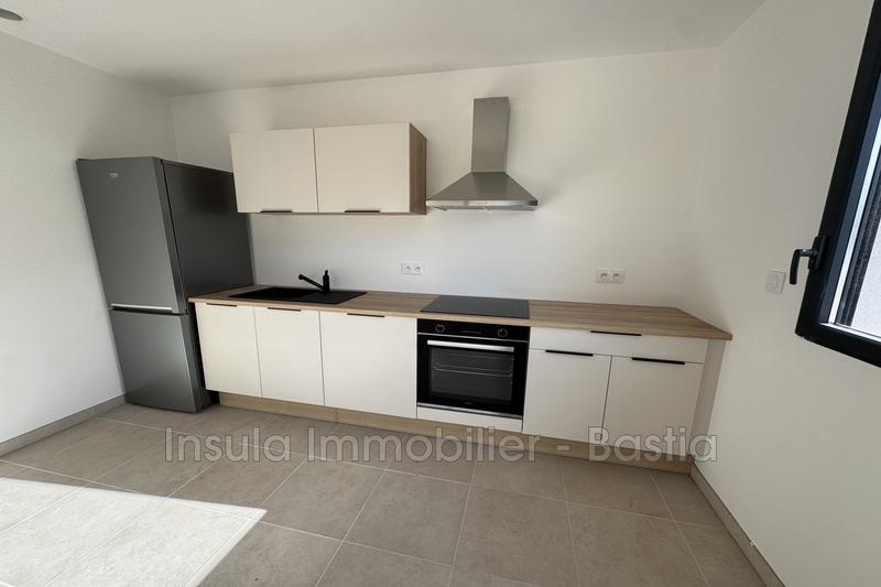 Appartement - 80 m² - 3 pièces