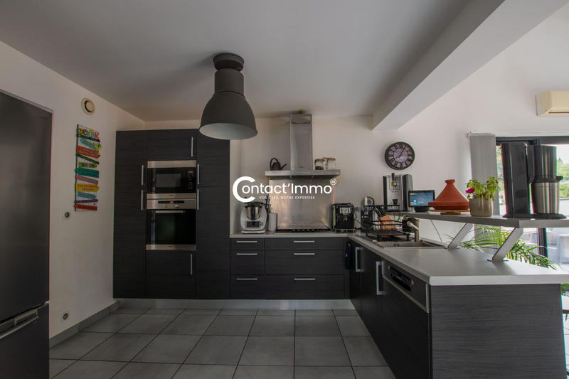 Maison - 150 m² - 4 pièces