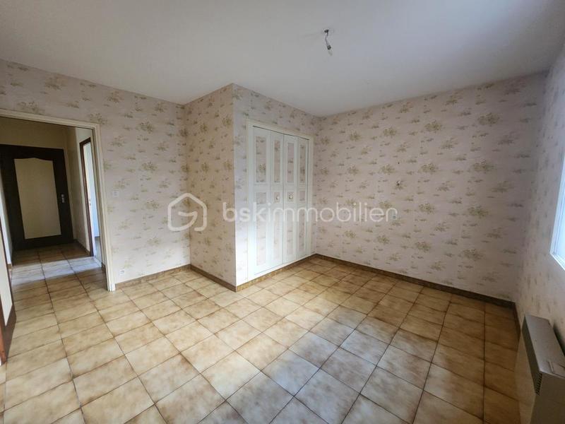 Propriété - 270 m² - 10 pièces
