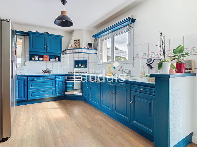 Maison - 122 m² - 6 pièces