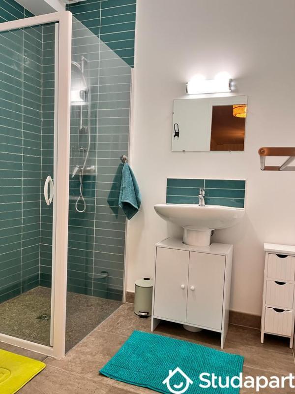 Chambre - 15 m² - 1 pièce