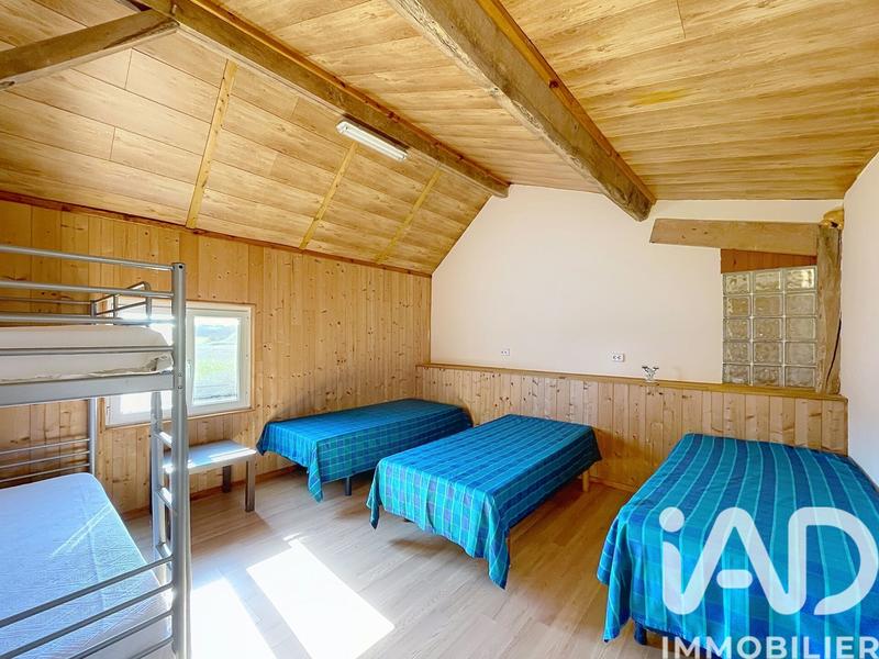 Maison - 613 m² - 18 pièces