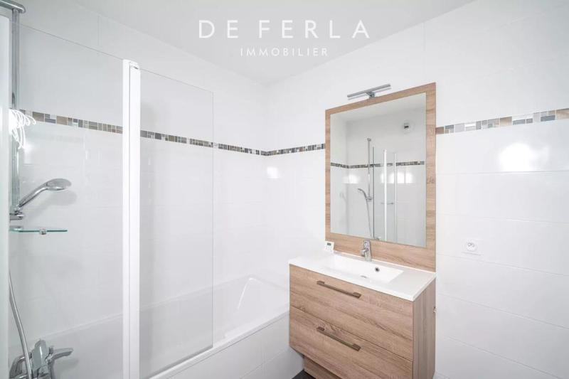 Appartement - 107 m² - 4 pièces