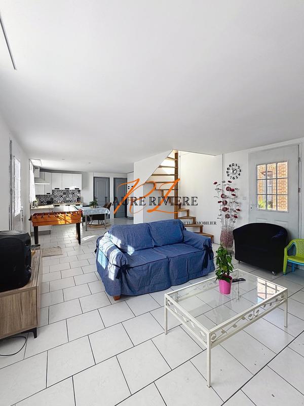 Maison - 315 m² - 8 pièces