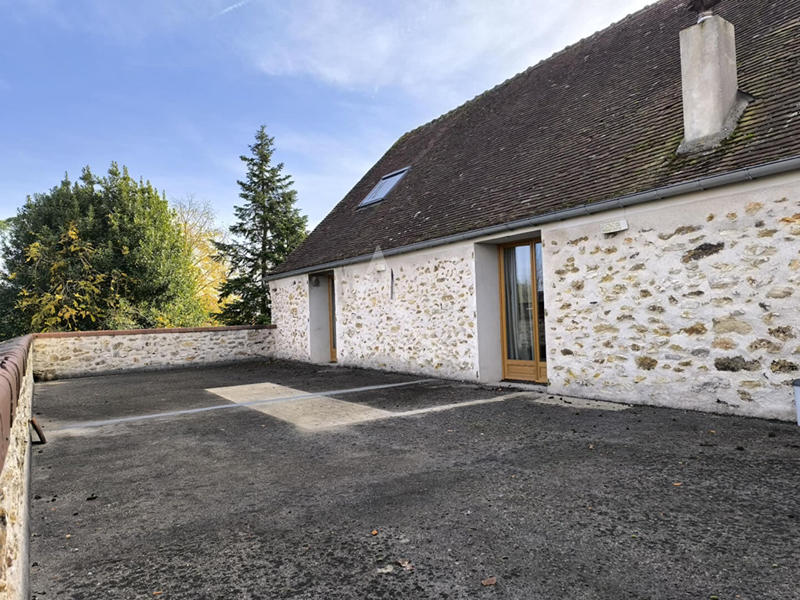 Maison - 333 m² - 9 pièces