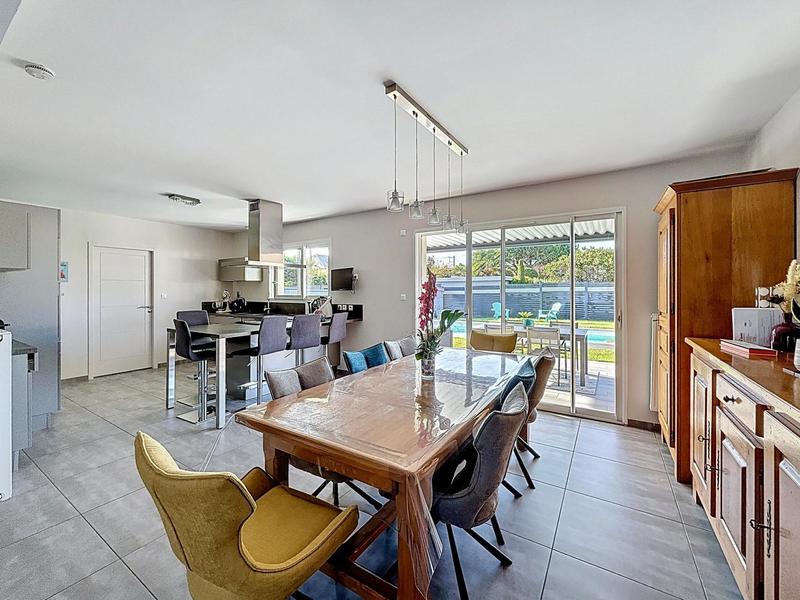 Maison - 127 m² - 6 pièces