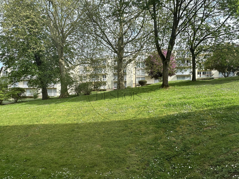 Appartement - 105 m² - 5 pièces