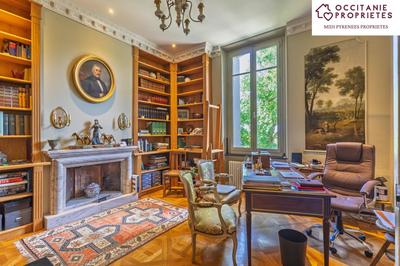 Maison de maîtres - 250 m² - 10 pièces