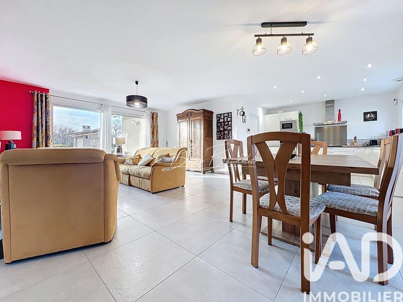 Maison - 122 m² - 4 pièces