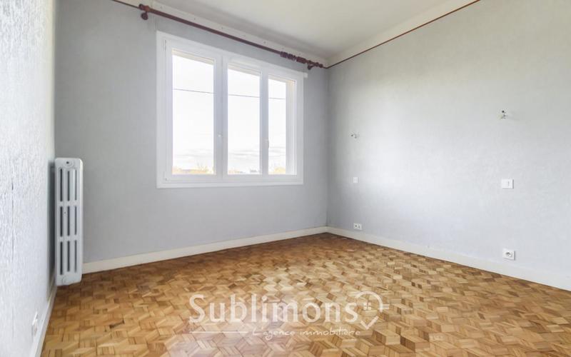 Maison - 95 m² - 4 pièces