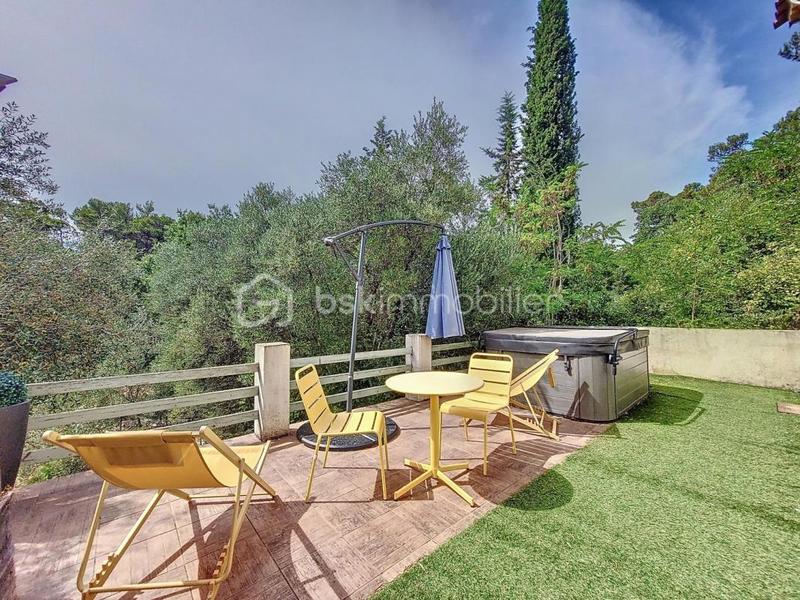 Villa - 148 m² - 7 pièces