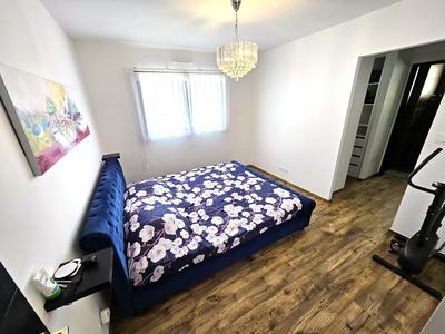 Maison contemporaine - 142 m² - 6 pièces