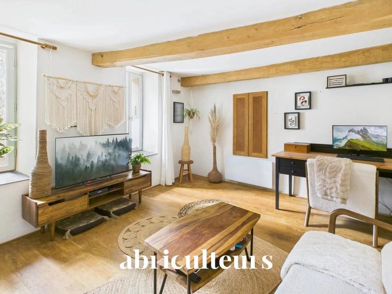 Maison ancienne - 65 m² - 3 pièces