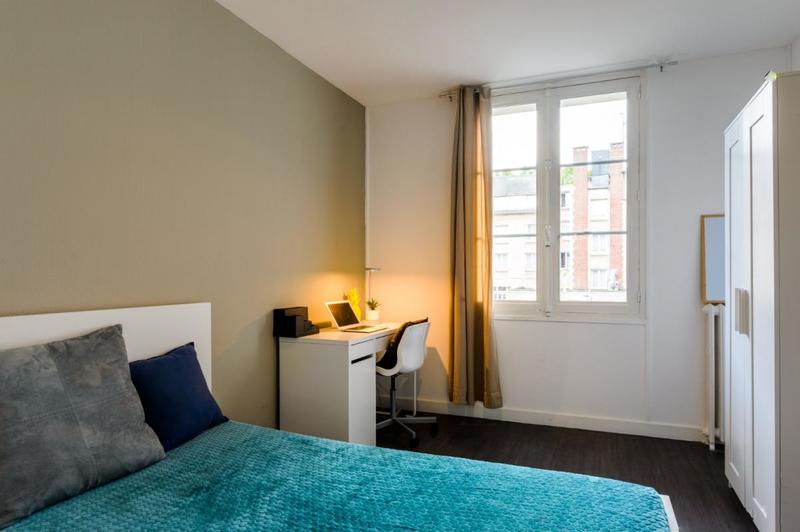 Chambre - 11 m² - 1 pièce