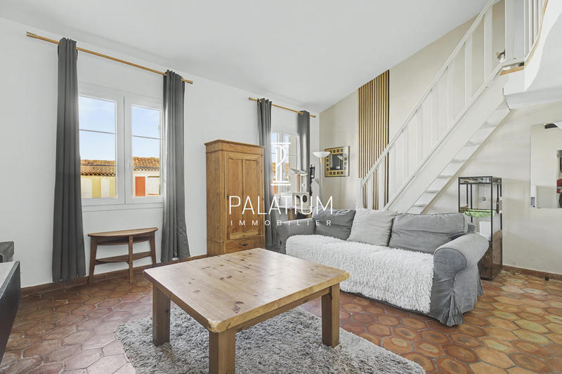 Appartement - 169 m² - 9 pièces