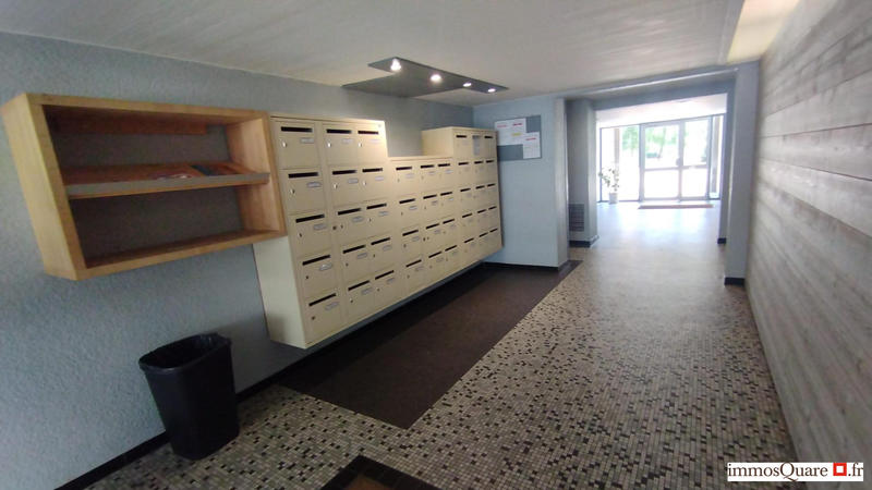 Appartement - 92 m² - 5 pièces