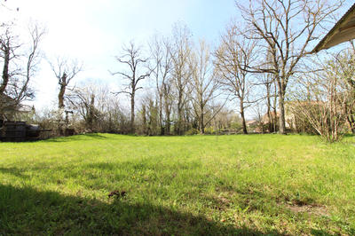 Maison - 235 m² - 8 pièces