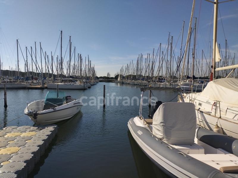 Fonds de commerce - 200 m²