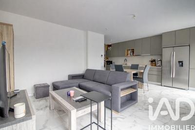 Maison - 96 m² - 5 pièces