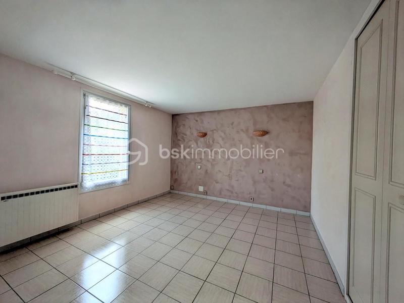 Maison traditionnelle - 186 m² - 8 pièces