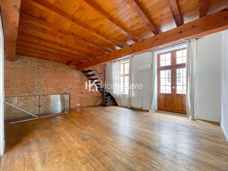 Maison de ville - 210 m² - 5 pièces