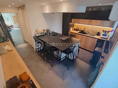 Maison - 131 m² - 5 pièces