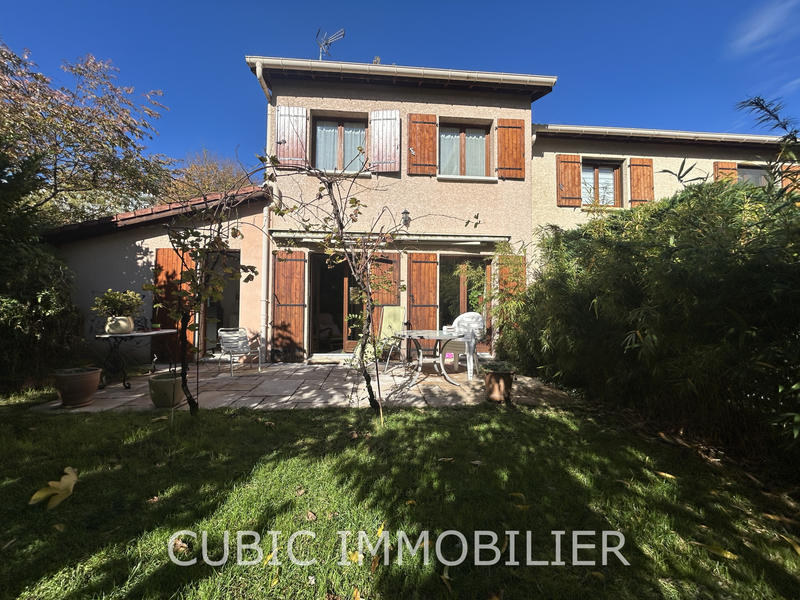 Maison - 82 m² - 4 pièces