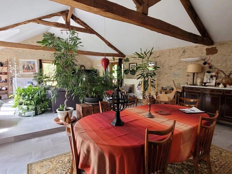 Maison - 160 m² - 6 pièces