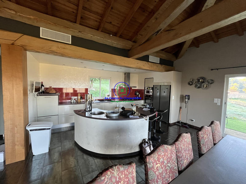 Maison - 121 m² - 5 pièces