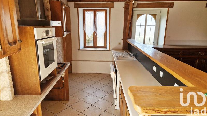 Maison - 265 m² - 10 pièces