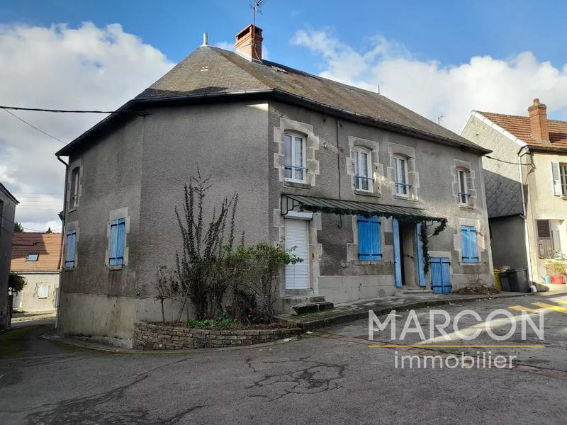 Maison de village - 90 m² - 7 pièces