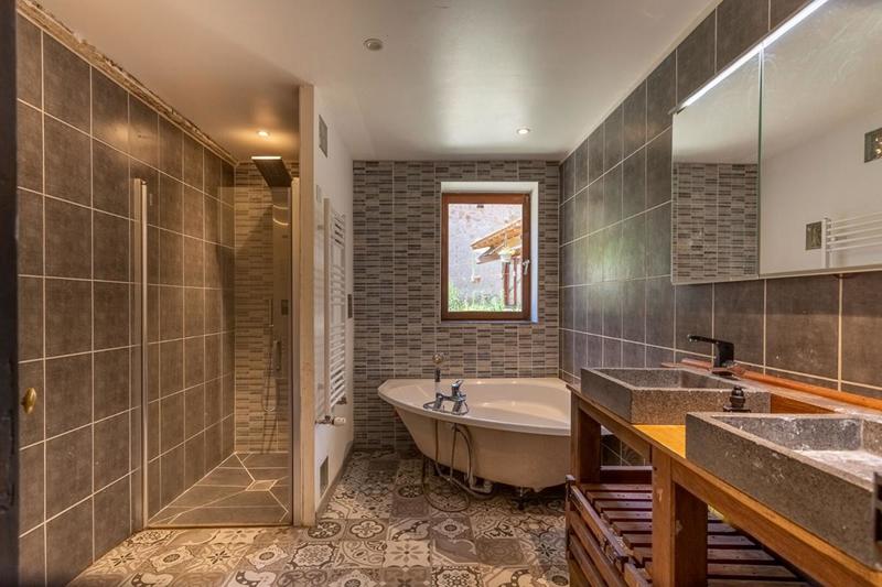 Maison - 158 m² - 7 pièces