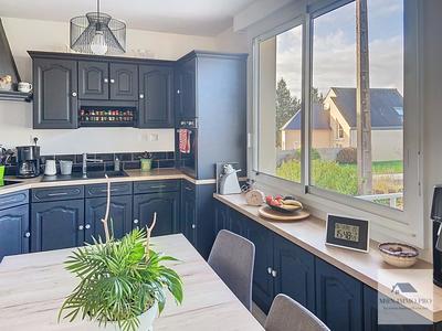 Maison - 102 m² - 5 pièces