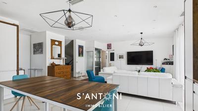 Maison - 130 m² - 5 pièces