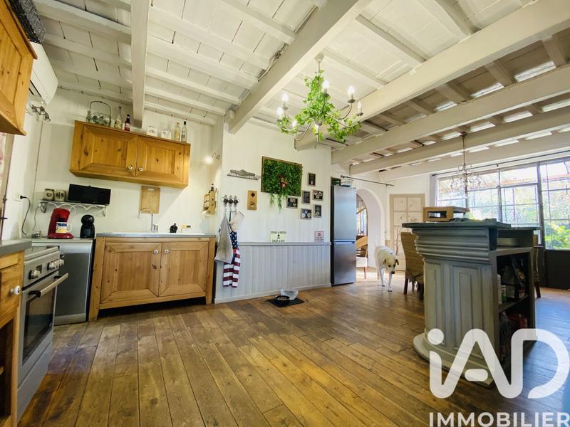 Maison - 250 m² - 9 pièces