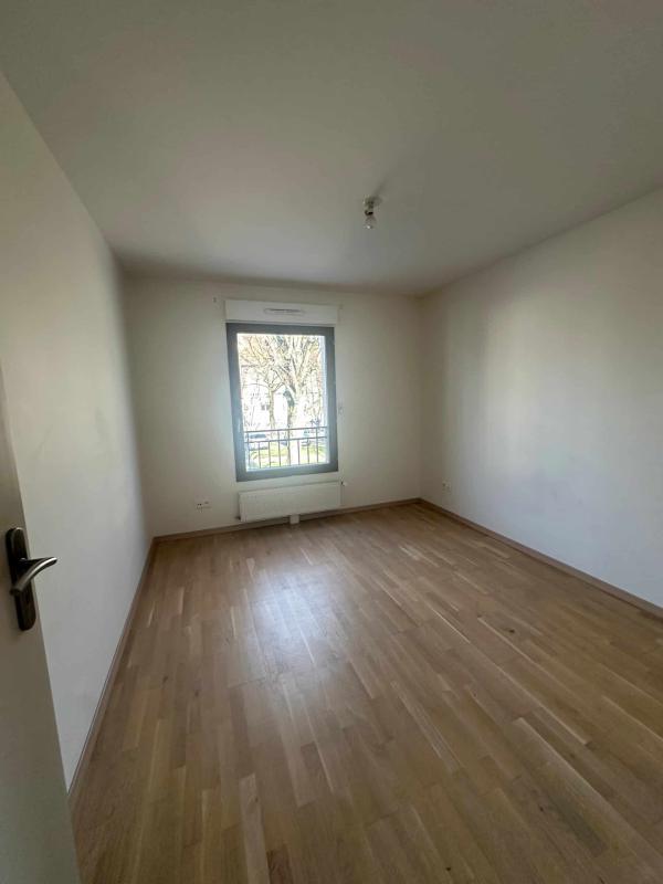 Appartement - 86 m² - 4 pièces