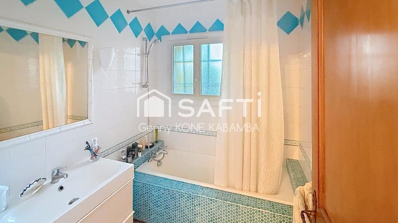 Maison - 170 m² - 6 pièces