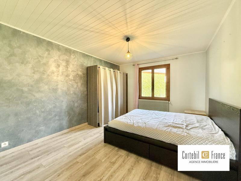 Villa - 213 m² - 5 pièces