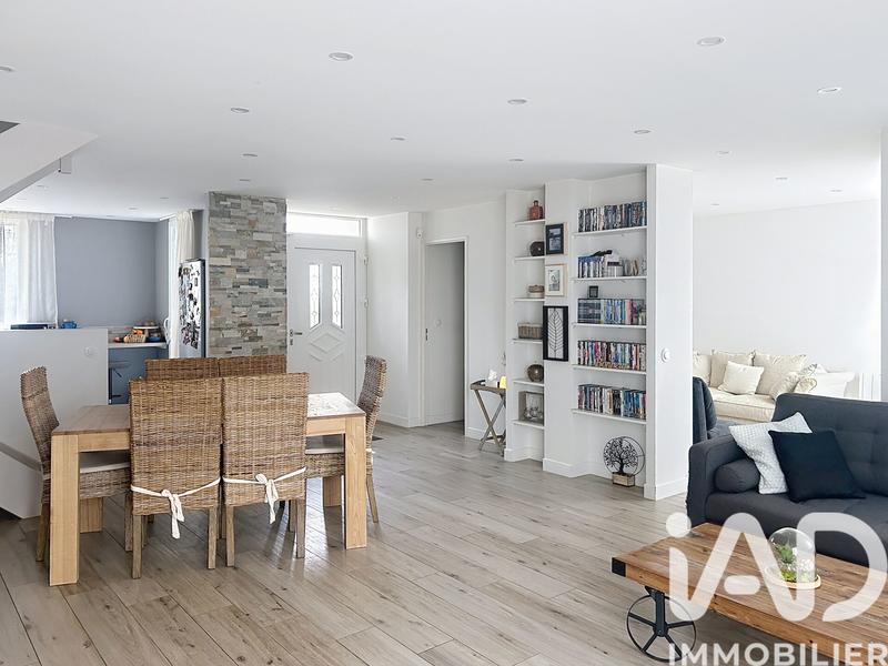 Maison - 105 m² - 5 pièces